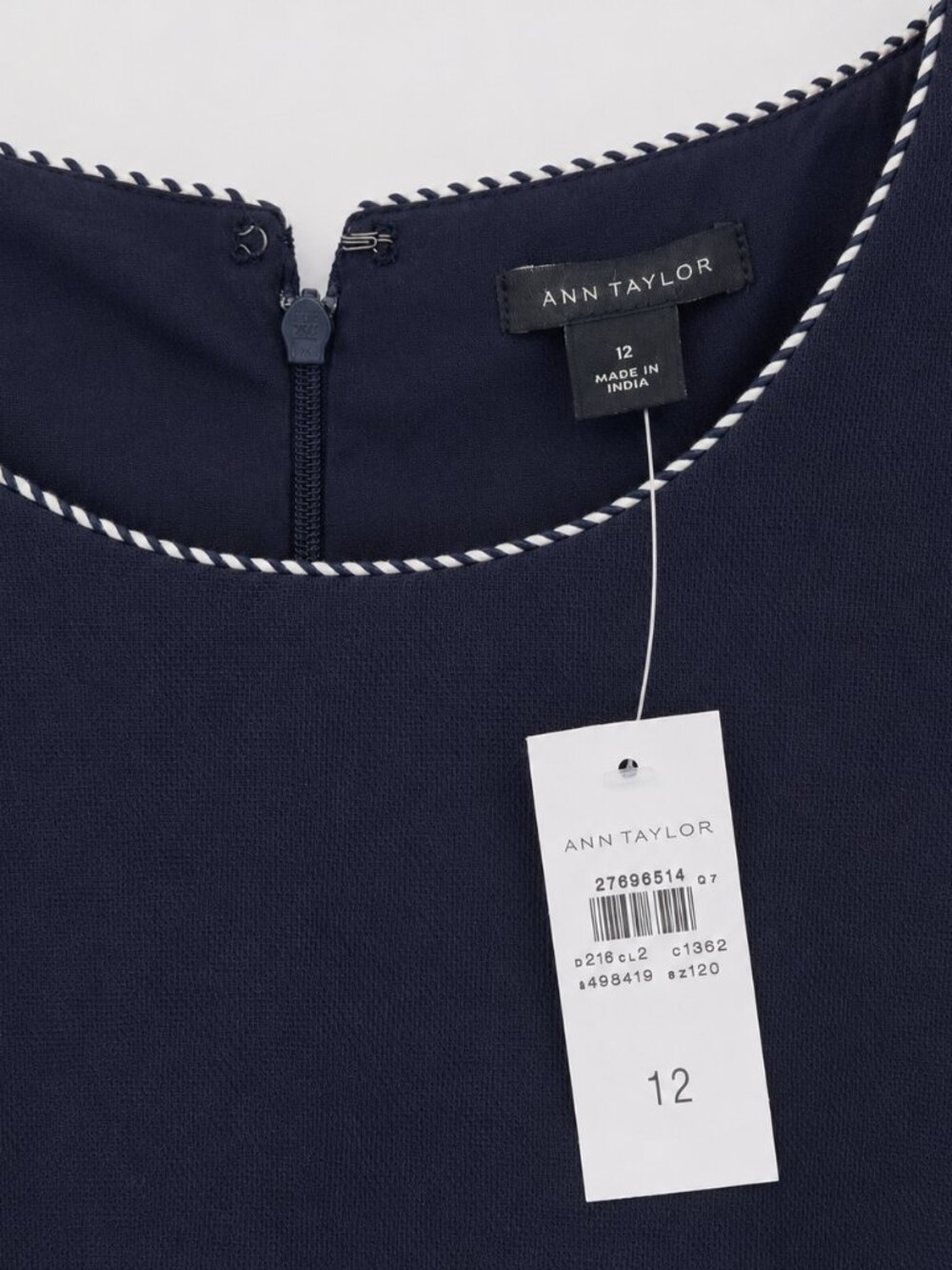 Ann Taylor Navy Sheath Dress Size 12 NWT Contrast Trim Work Career - Picture 3 of 5
